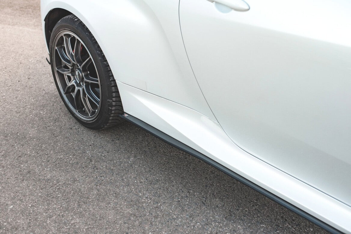 Street Pro Seitenschweller Ansatz Cup Leisten für Toyota GR Yaris   Maxton Design