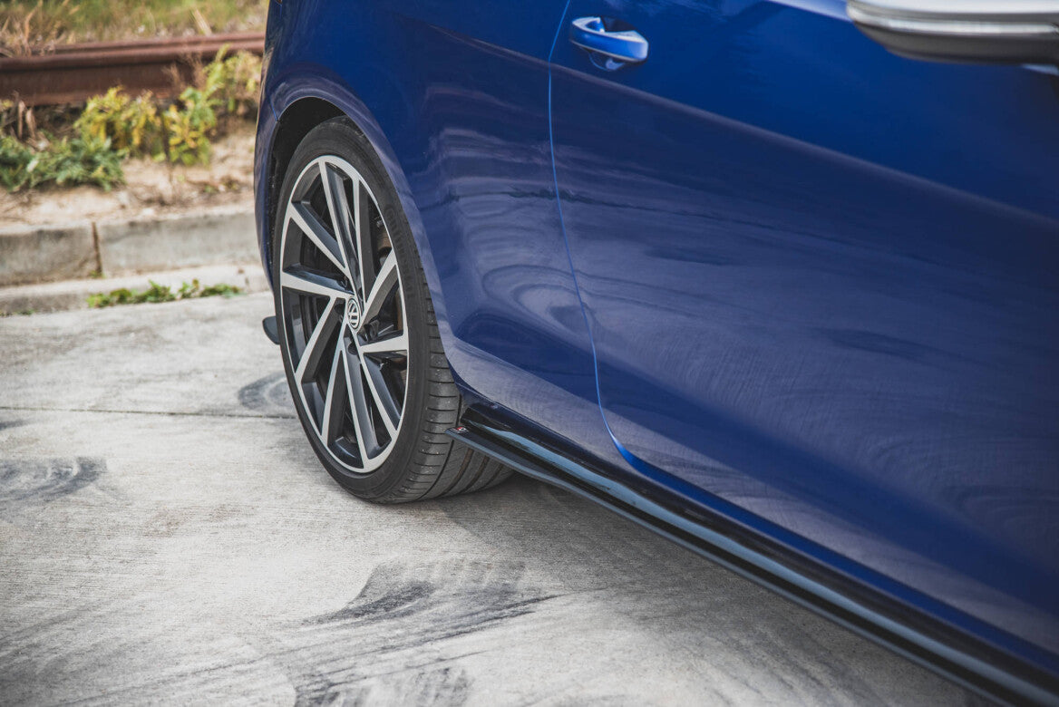Street Pro Seitenschweller Ansatz Cup Leisten für VW Golf 7 R Facelift   Maxton Design