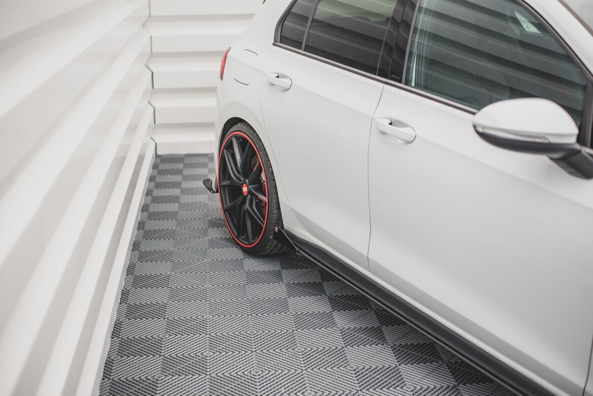 Street Pro Seitenschweller Ansatz Cup Leisten für VW Golf 8 GTI / GTI Clubsport   Maxton Design