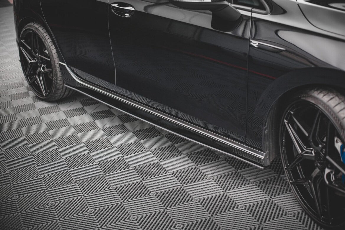 Street Pro Seitenschweller Ansatz Cup Leisten für VW Golf R Mk8   Maxton Design