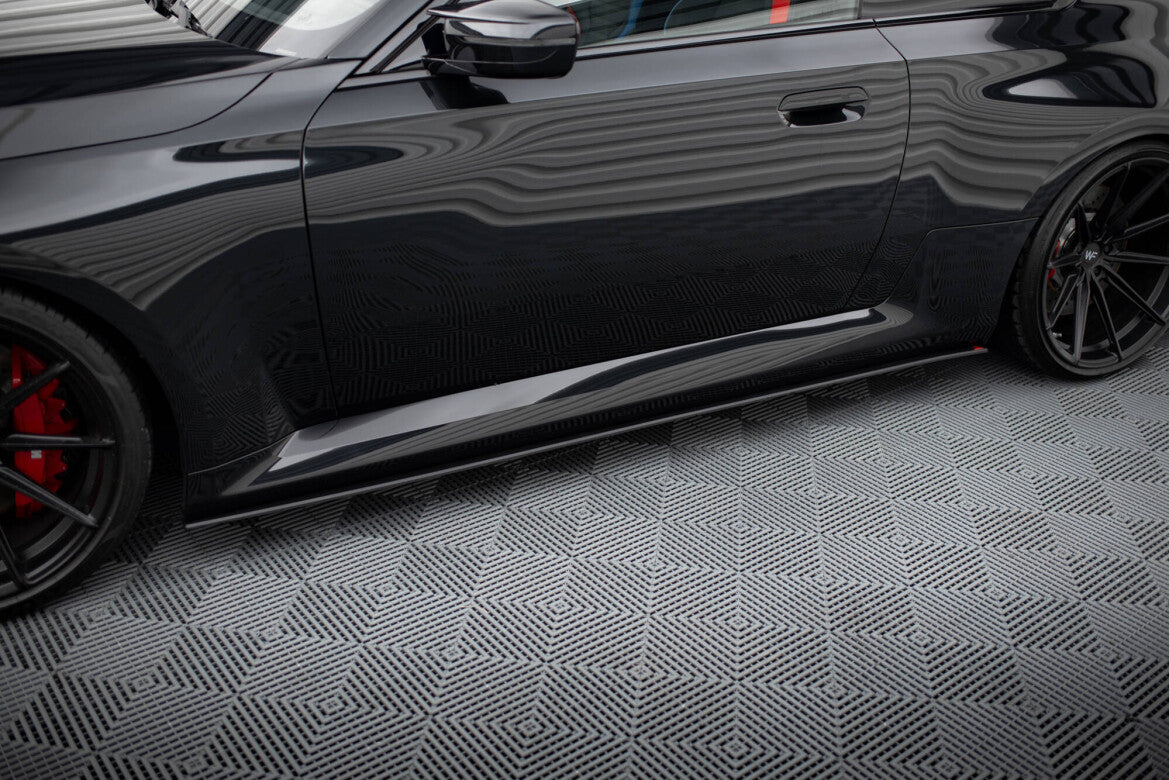 Street Pro Seitenschweller Ansatz Cup Leisten V.1 für BMW M2 G87   Maxton Design