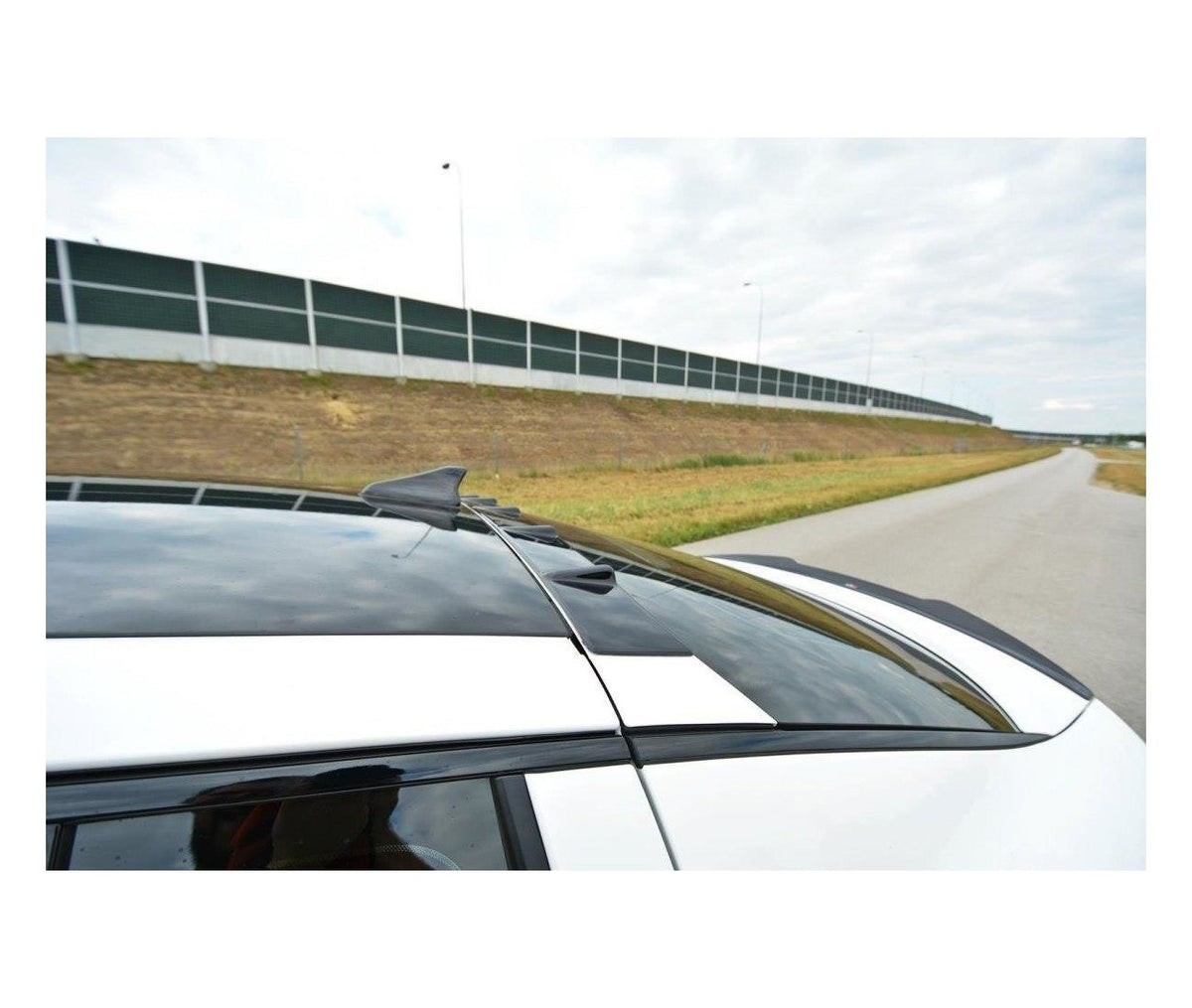 Heckscheiben Dach Spoiler für Kia Stinger GT / GT-Line   Maxton Design