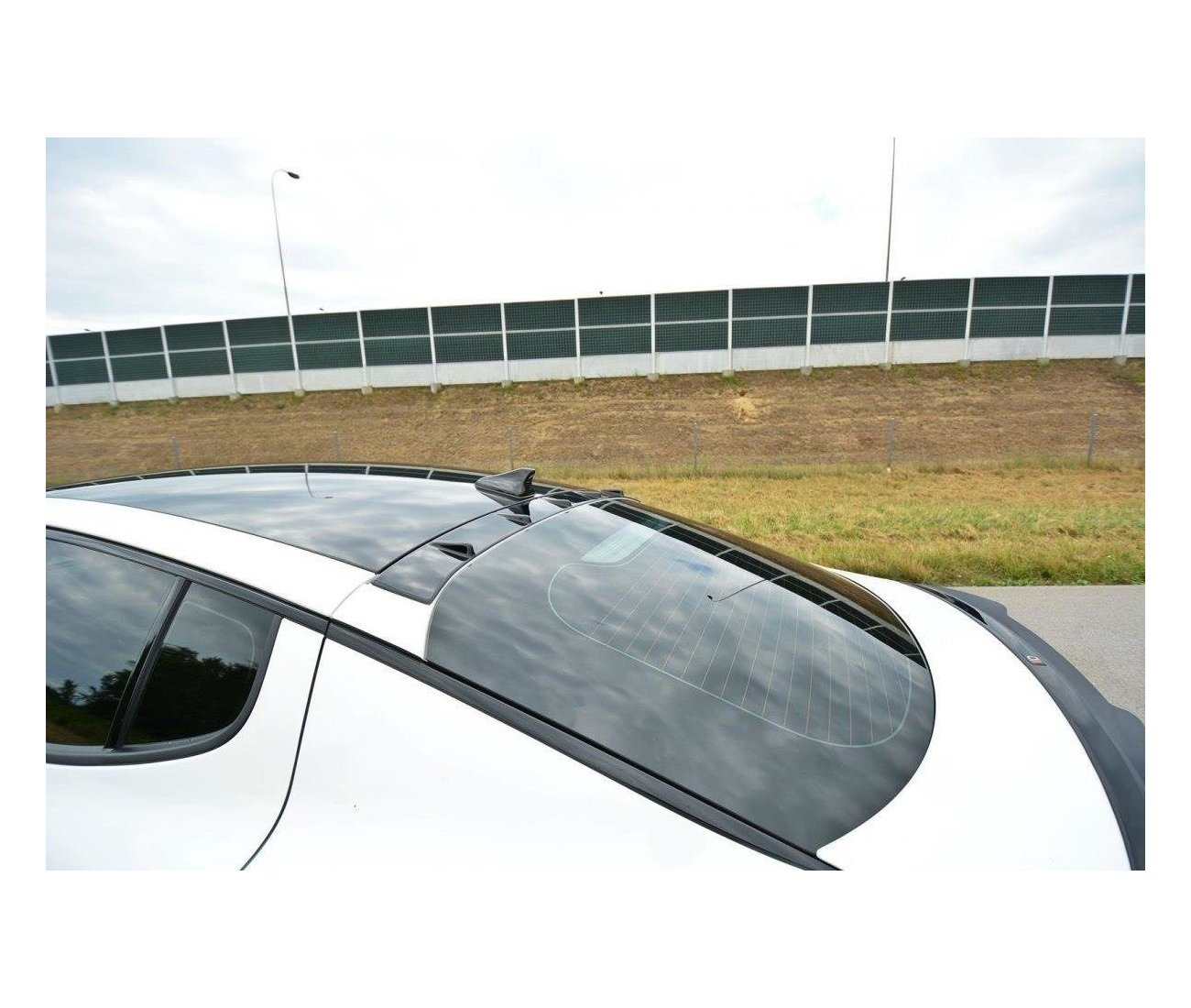 Heckscheiben Dach Spoiler für Kia Stinger GT / GT-Line   Maxton Design