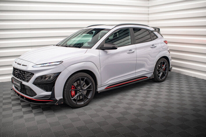 Seitenschweller Ansatz Cup Leisten V.1 + Flaps für Hyundai Kona N   Maxton Design