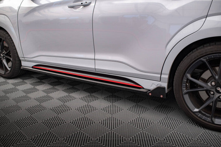 Seitenschweller Ansatz Cup Leisten V.1 + Flaps für Hyundai Kona N   Maxton Design